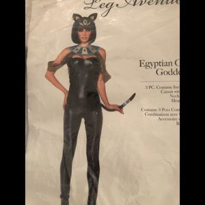 Egyptian cat goddess Halloween costume leg avenue